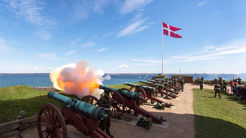 Affyring af kanoner på Kronborg